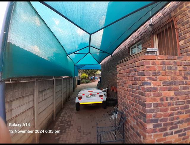 3 BEDROOM FREESTANDING FOR SALE IN CASHAN